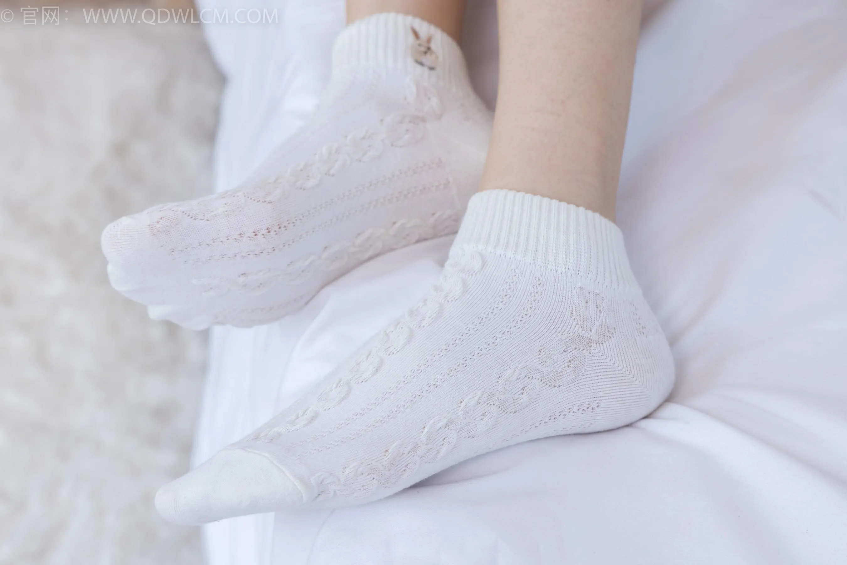 物恋传媒 NO.1530 菜菜-冬日雪花 [184P]插图5